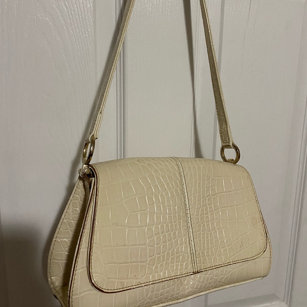 Liz Claiborne shoulder bad beige